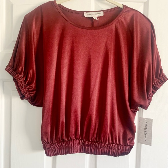Tempted Hearts Satin Top Size Small - Picture 2 of 4